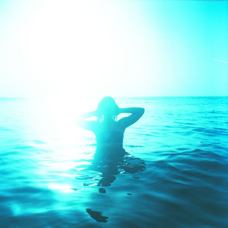 © Andrea Hernández Briceño - María Teresa bathes at the beach in La Guaira, Venezuela, on June 11, 2021.