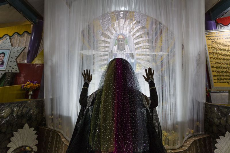 © Gui Christ - Image from the The Sunrise Valley photography project