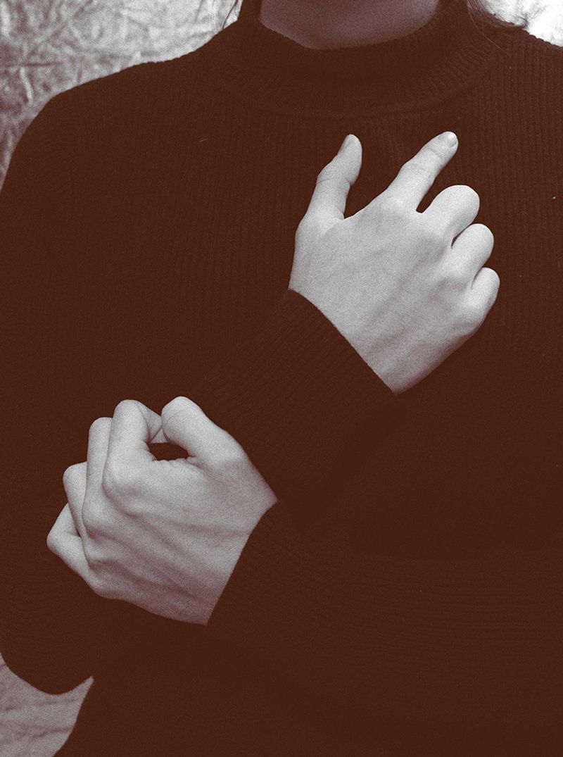 © Ariana Suárez - Image from the Love is a candle flame, it fades away photography project