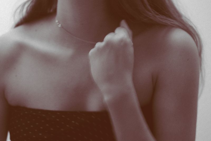 © Ariana Suárez - Image from the Love is a candle flame, it fades away photography project