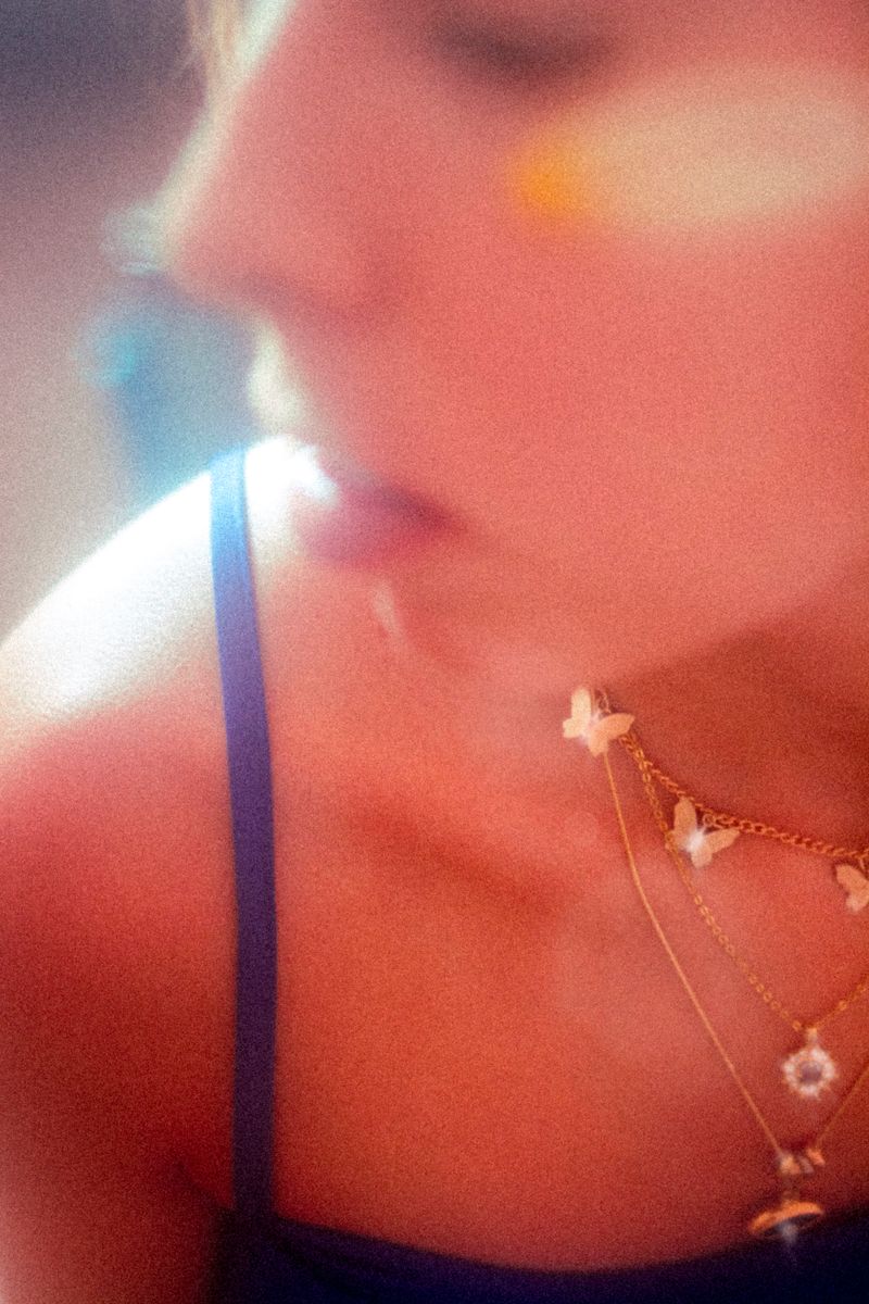 © Ariana Suárez - Image from the Self love as a blur photography project