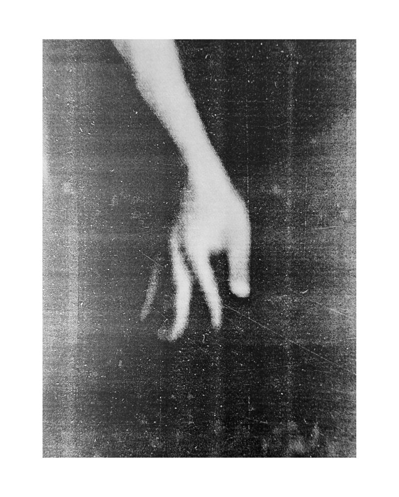 © Natalia Dana - Image from the A Study on Falling photography project