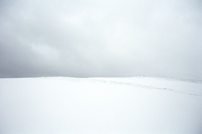 © Hui Hsien Ng - Image from the The weight of air photography project