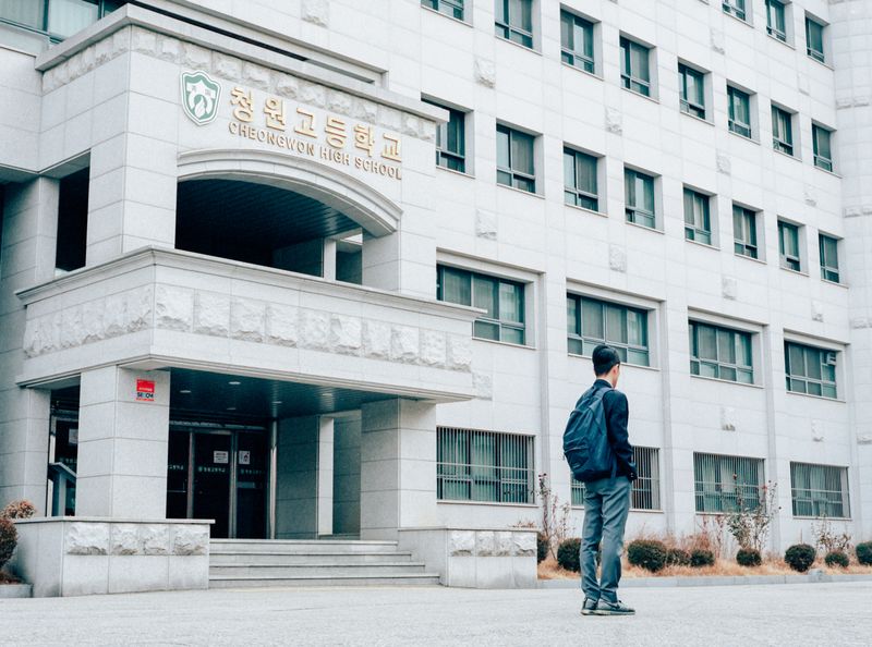 © Gowun Lee - Image from the I'm here with you photography project