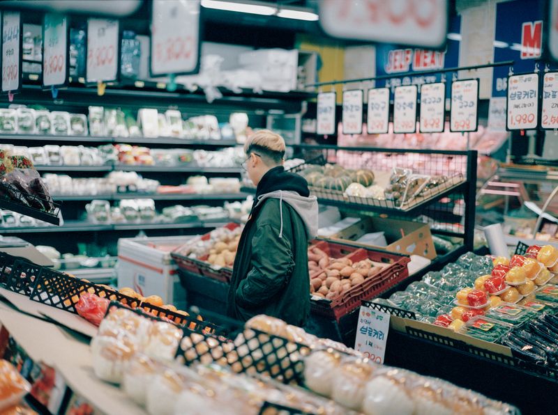 © Gowun Lee - Image from the I'm here with you photography project