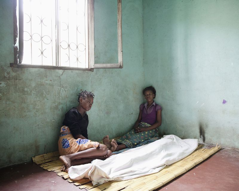 © Valeria Scrilatti - Image from the CROSSING THE RIVER / African women on the frontline against maternal mortality photography project