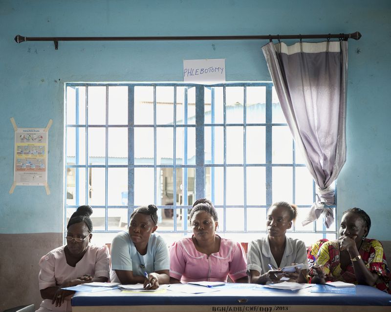 © Valeria Scrilatti - Bonthe (Sierra Leone). A training course for midwives inside Bonthe hospital.