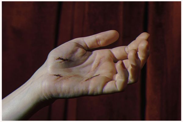 © Anna Tihanyi - Character #1 - Wound