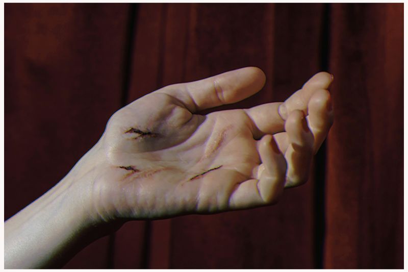 © Anna Tihanyi - Character #1 - Wound