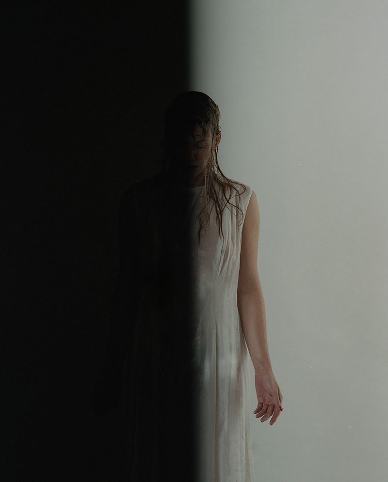 © Anna Tihanyi - The innocent - split