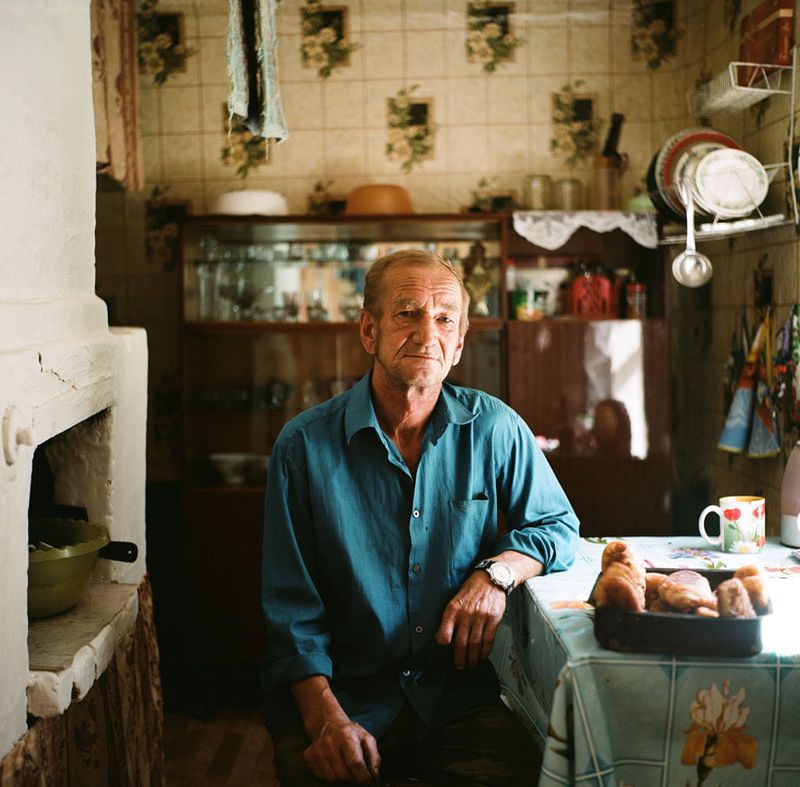 © Olya Ivanova - Image from the Kich-Gorodok photography project