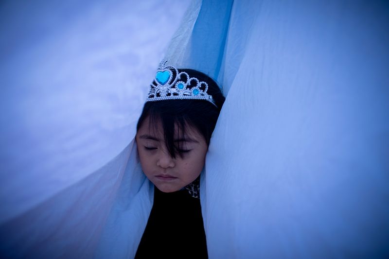 © Evelyn Corte Espinosa - “Inocencia Confinada” , Entre sábanas Tlalpan, Ciudad de México 2020, Evelyn Corte Espinosa (Eve Corte)