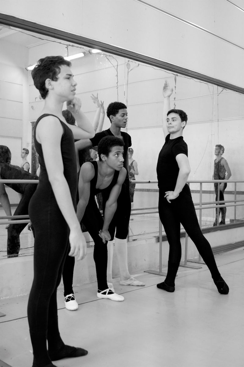 © Tina Gutierrez - Image from the Cuba National School of Ballet photography project