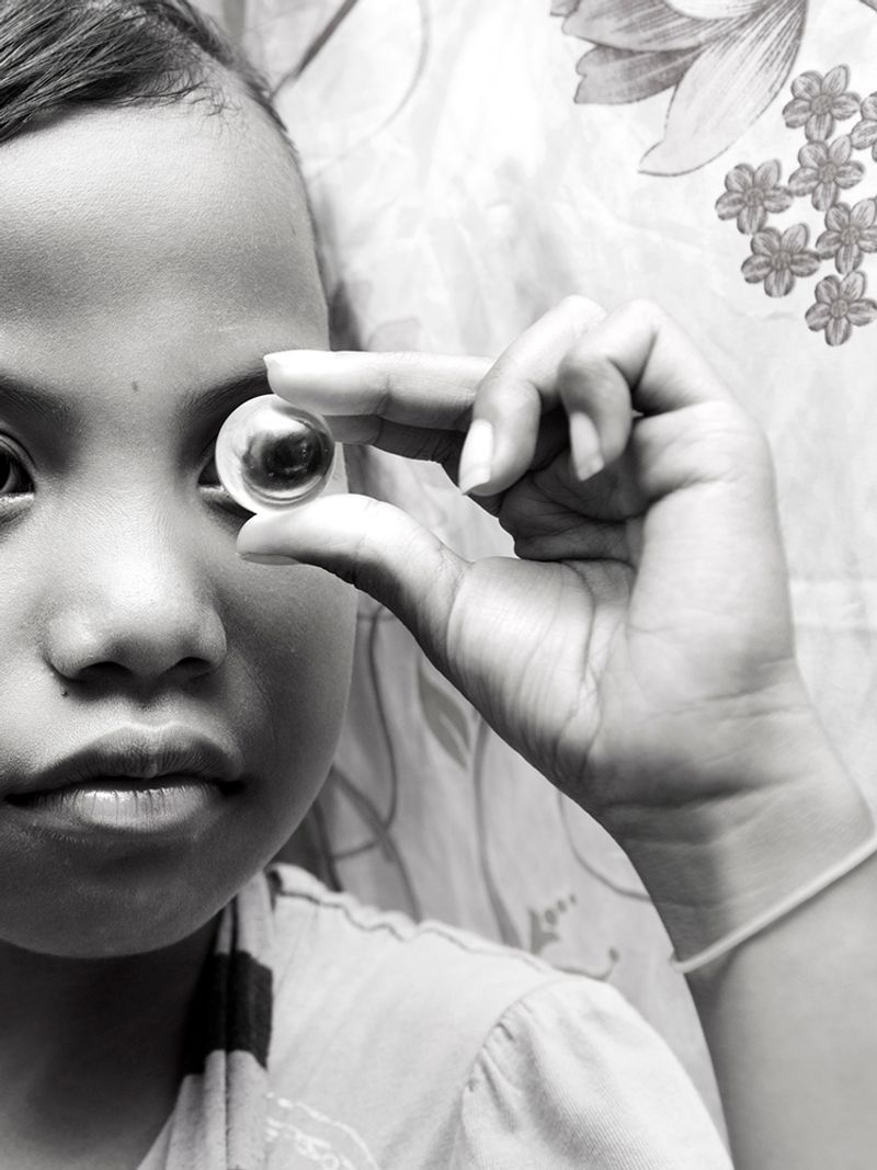 © Sanne De Wilde - Image from the THE ISLAND OF THE COLORBLIND photography project