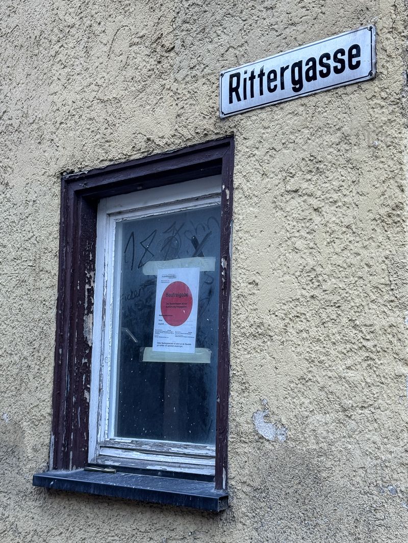 © Ariane Totzke - "Knights’ Lane". Once a name of strength, honour and permanence. Now, beneath it, a house marked for demolition.