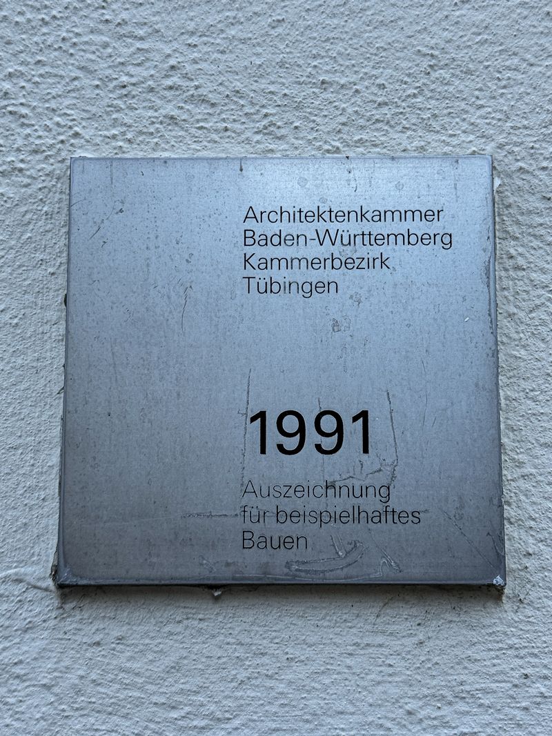 © Ariane Totzke - "Baden-Württemberg: Chamber of Architects Tübingen District, 1991. Award for Exemplary Architecture"