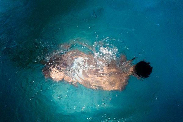 © Luana Tabbara - Image from the Invisible Strings photography project