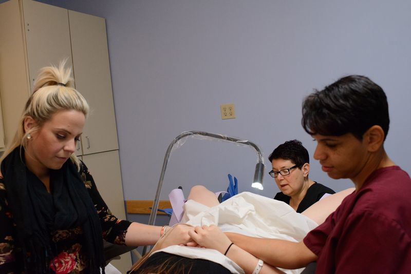 © Alice Proujansky - Image from the speculum: abortion, birth and motherhood photography project