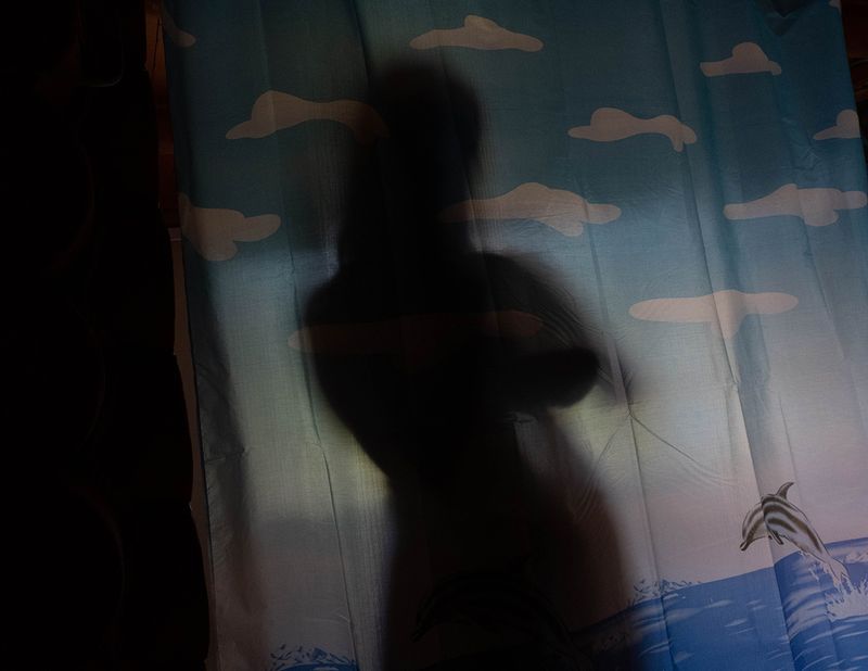 © Ira Lupu - Image from the On Dreams and Screens photography project