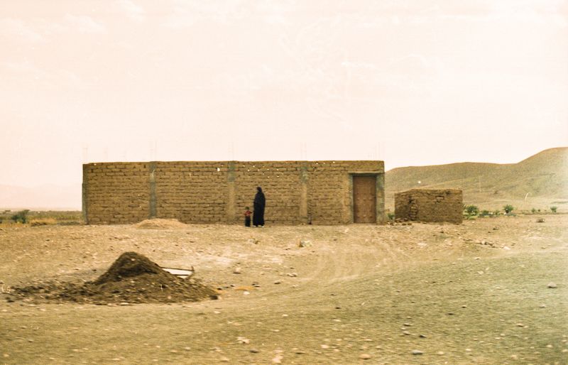 © Matteo Guerra, Edoardo Rubatto - All cracks are sorts of boundaries, all boundaries are sort of cracks. Gods use them to layout mankind.