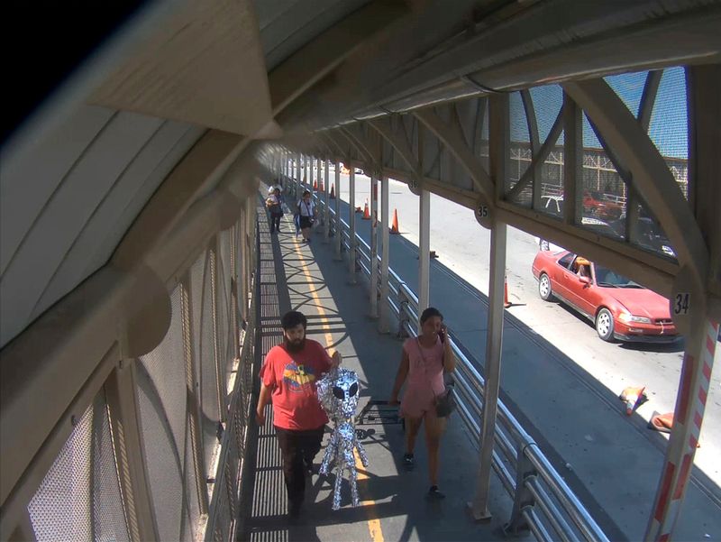 © Alejandro "Luperca" Morales - Image from the Paso del Norte photography project