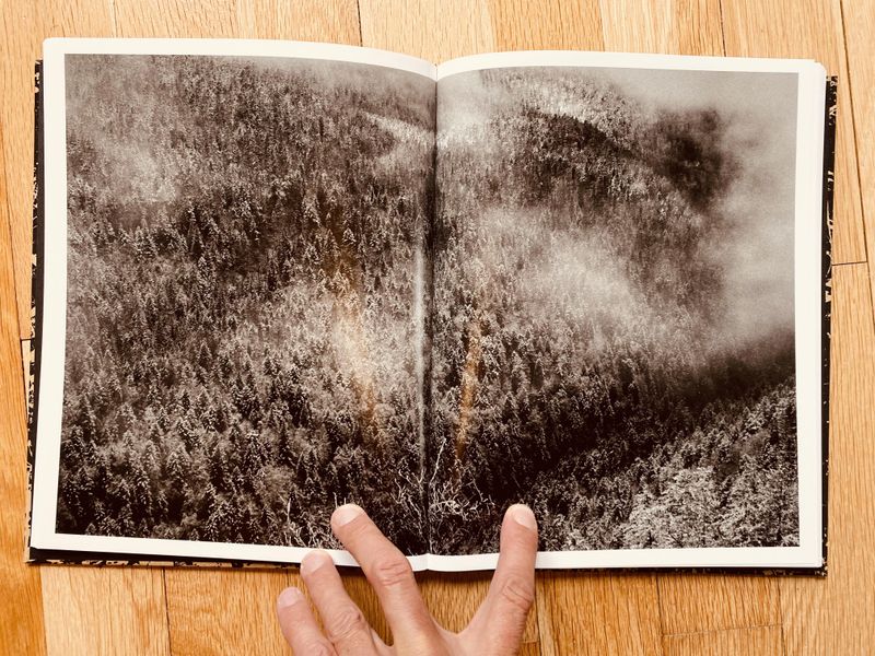 © BECHET BENJAMIN - Image from the The Clan photography project