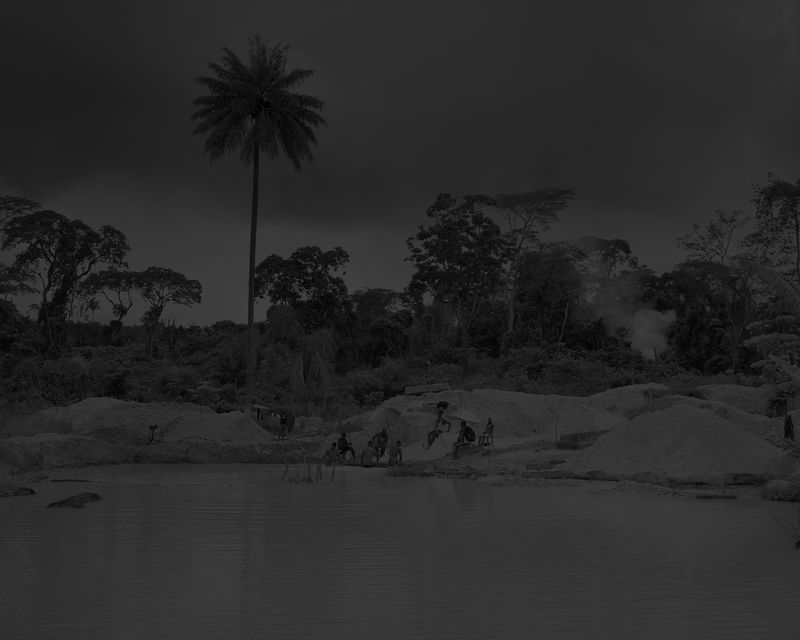 © Elliott Verdier - Image from the Reaching for Dawn photography project