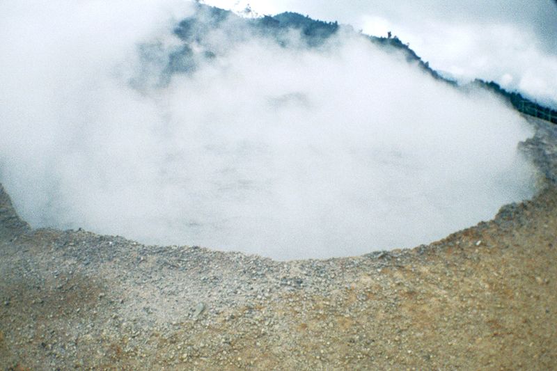 © Dea Ardyanda - Image from the Can You Tickle The Sun's Rays? photography project