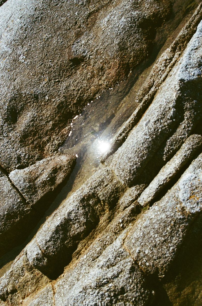 © Dea Ardyanda - Image from the Can You Tickle The Sun's Rays? photography project