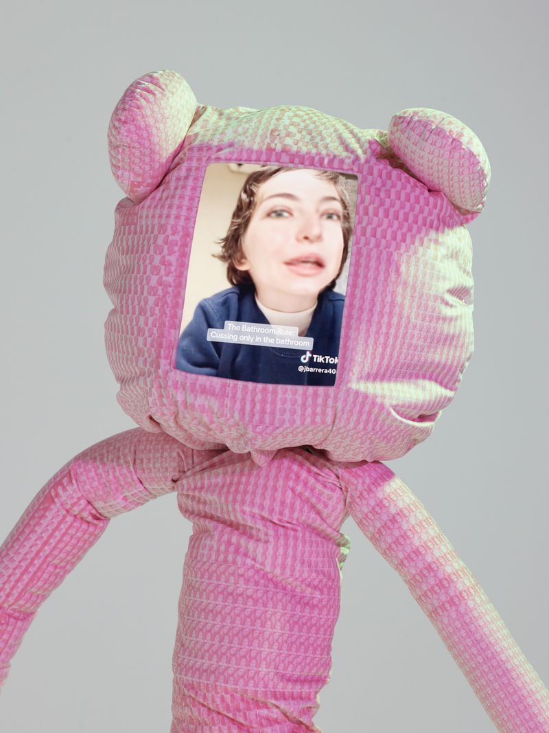 © Nina Pacherová - Image from the We won't tell Daddy! photography project