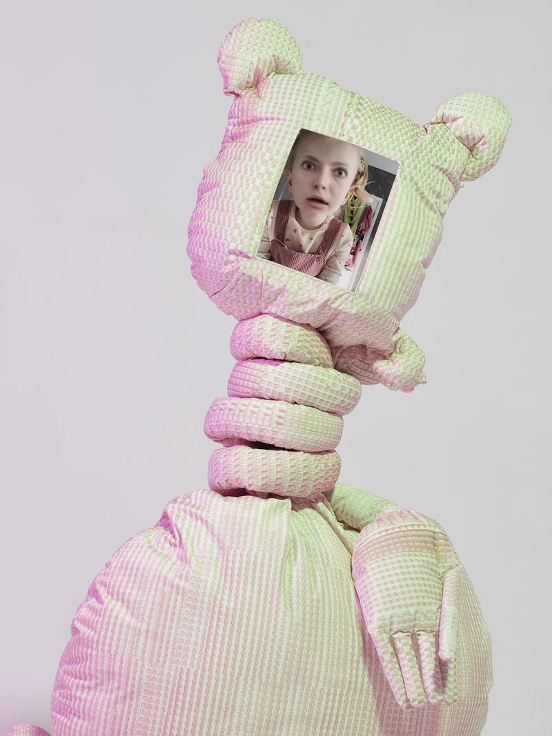 © Nina Pacherová - Image from the We won't tell Daddy! photography project