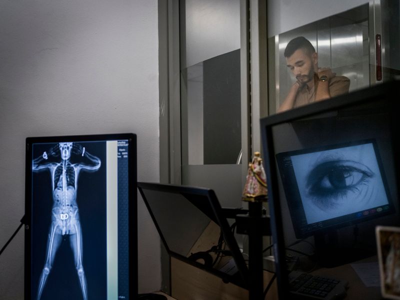 © Mads Nissen - Image from the Sangre Blanca - The Lost War on Cocaine photography project