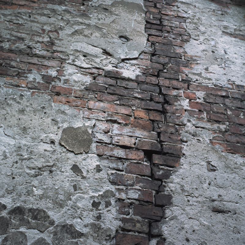 © Alena Kakhanovich - Image from the THE WALL photography project