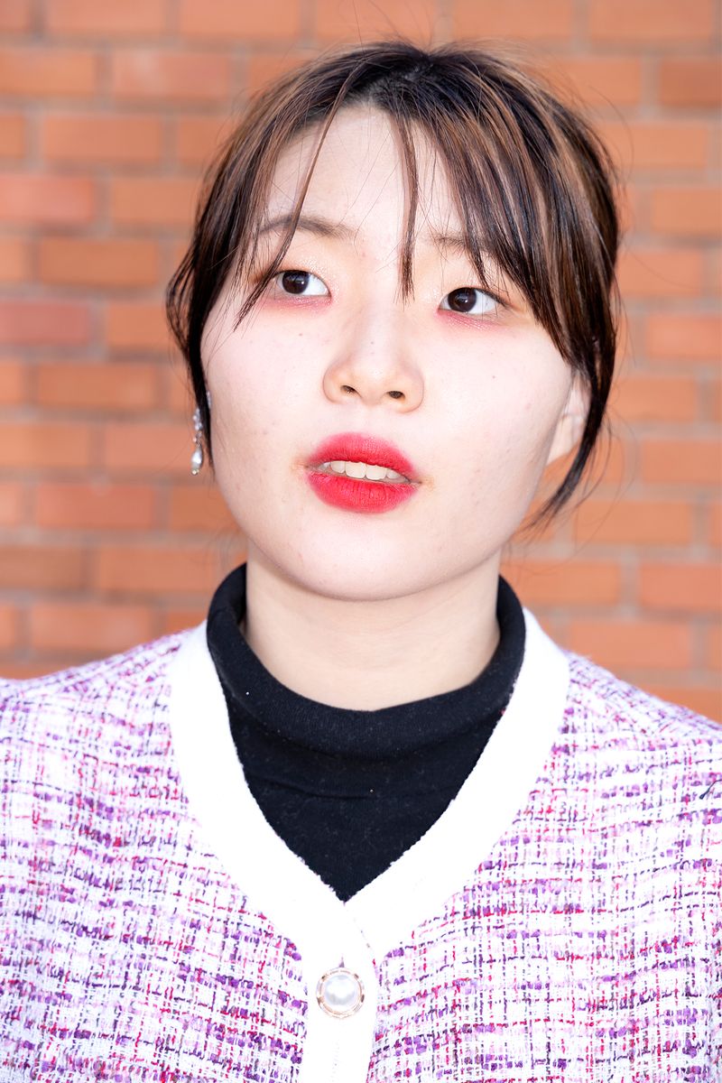 © Manuela Lorente - Image from the ARE YOU WHO I THINK YOU ARE? photography project