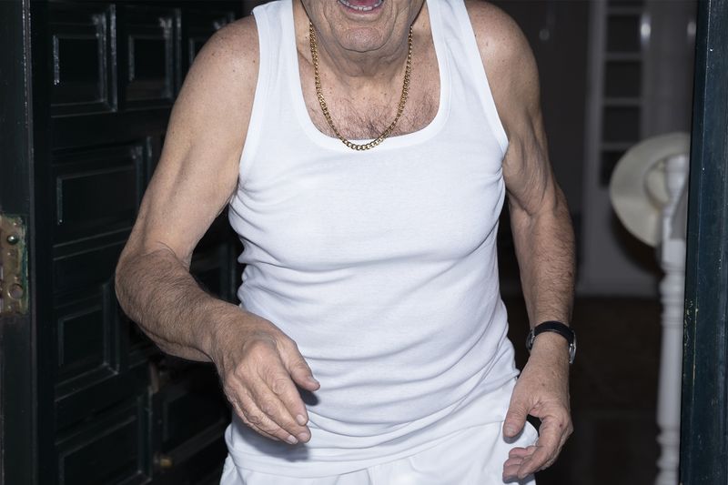 © Manuela Lorente - Image from the HE PLAYS THE MUSIC, WE DANCE photography project