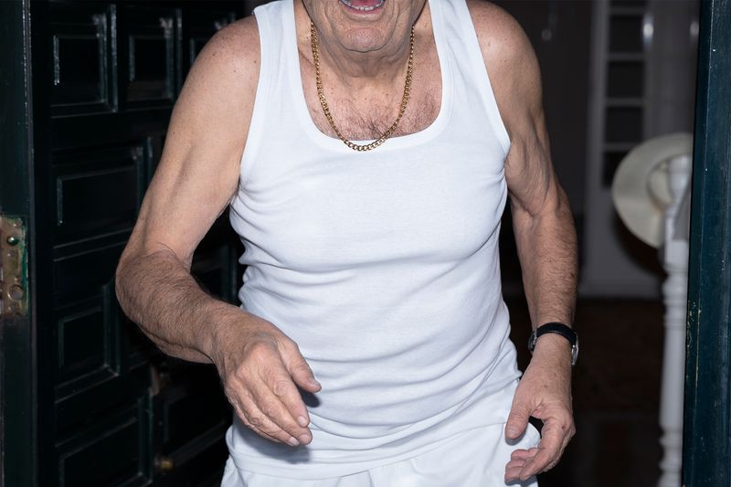 © Manuela Lorente - Image from the HE PLAYS THE MUSIC, WE DANCE photography project