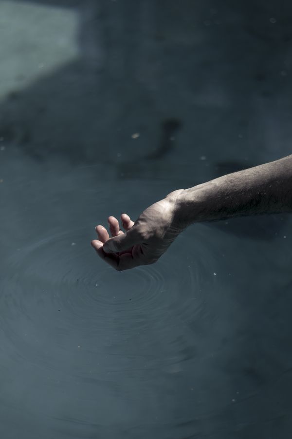 © Ramiro Flores Beltrán - Image from the El paraíso es cuando algo esta roto-Paradise is when something is broken photography project