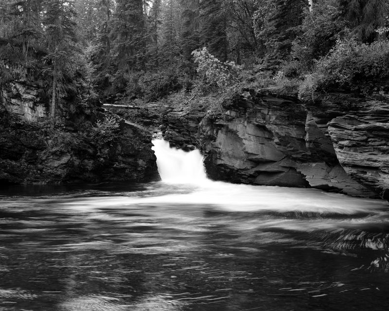 © Ben Dickey - Image from the The Voice That Does Not Ring photography project