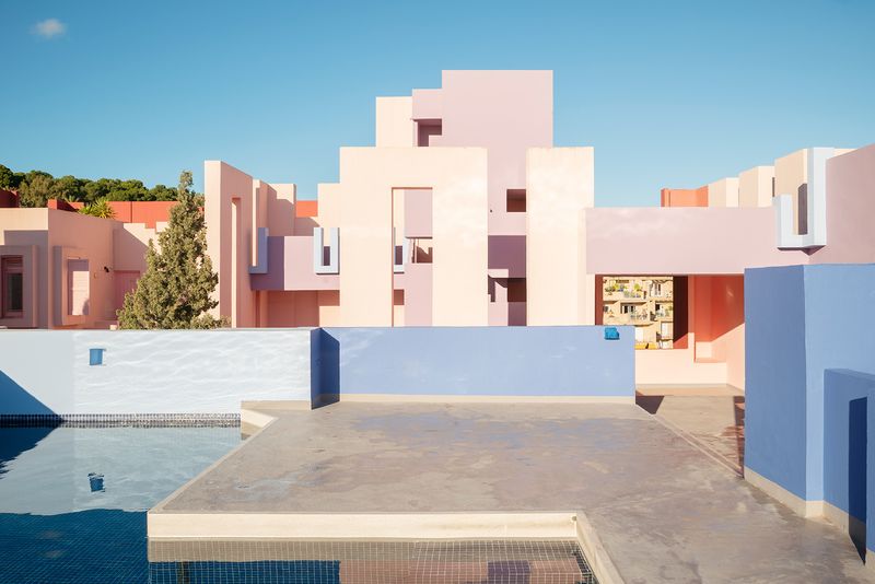 © Andrés Gallardo Albajar - Image from the Muralla Roja photography project