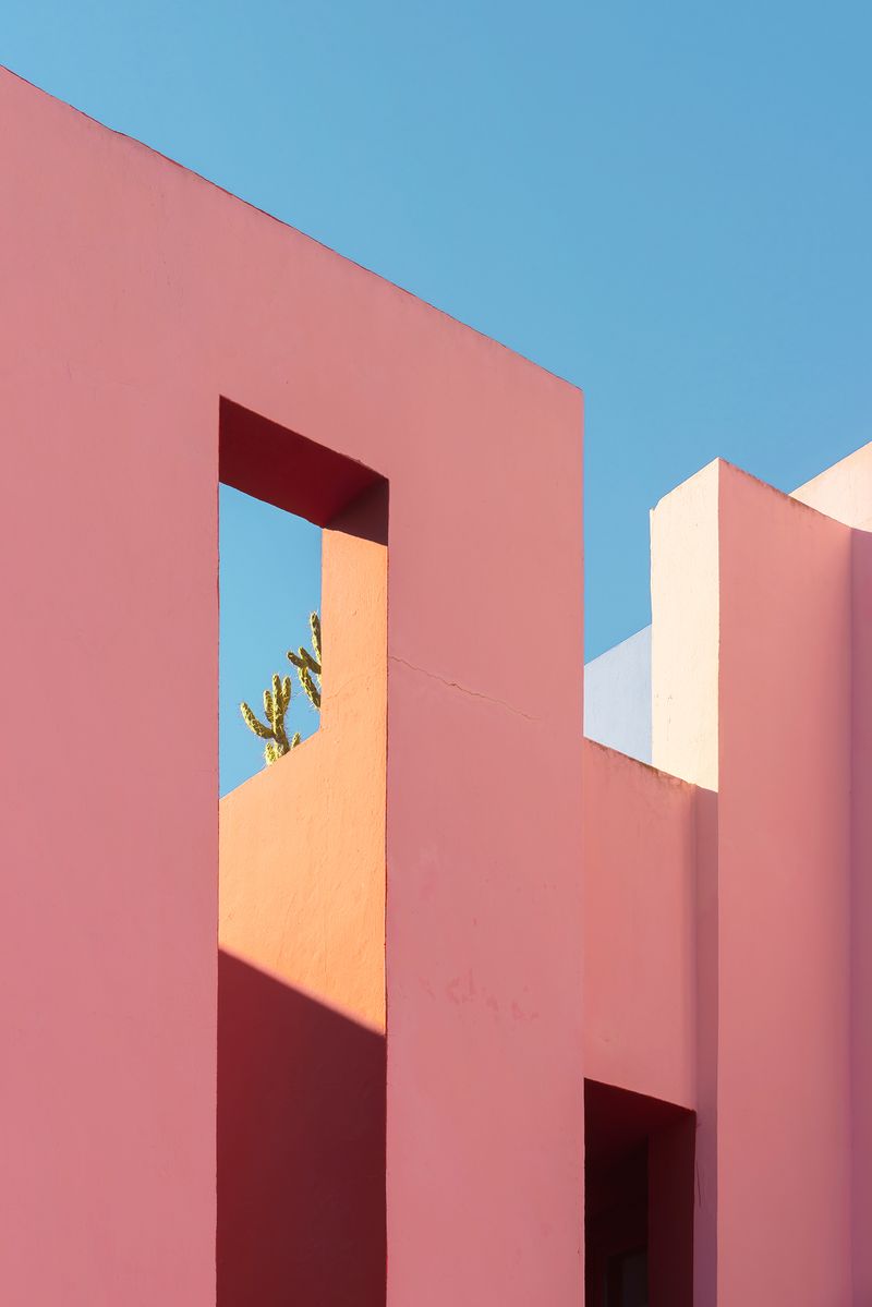 © Andrés Gallardo Albajar - Image from the Muralla Roja photography project