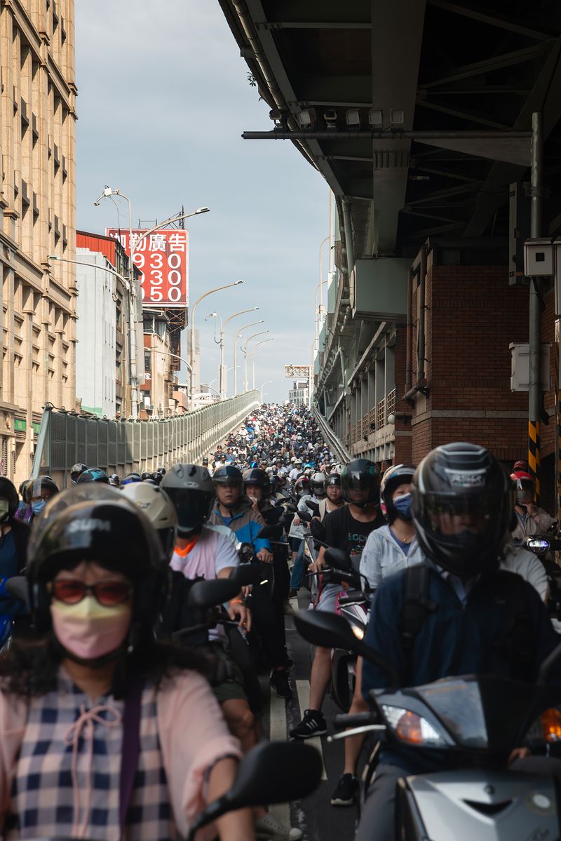 © Andrés Gallardo Albajar - Image from the Life On 2 Wheels - Taiwan photography project