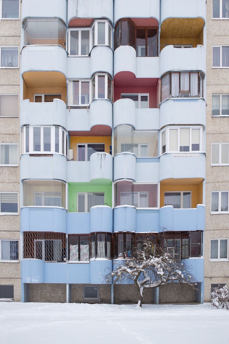 © Andrés Gallardo Albajar - Image from the Not an Ordinary Day in Lasnamäe photography project