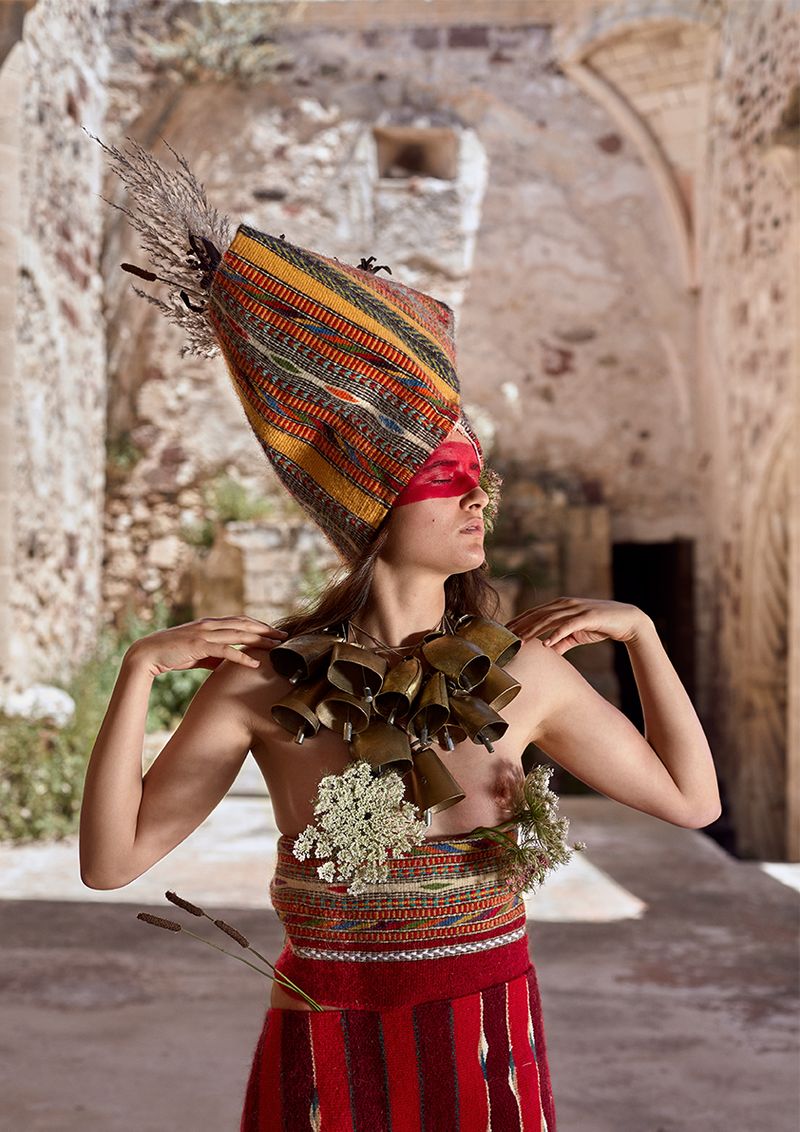 © Hadriana Casla - Image from the Silent Saint Regina (Santa Regina Muta) photography project