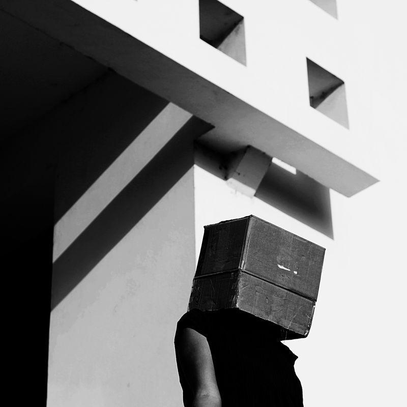 © nairafee - 5 You seem to like the box