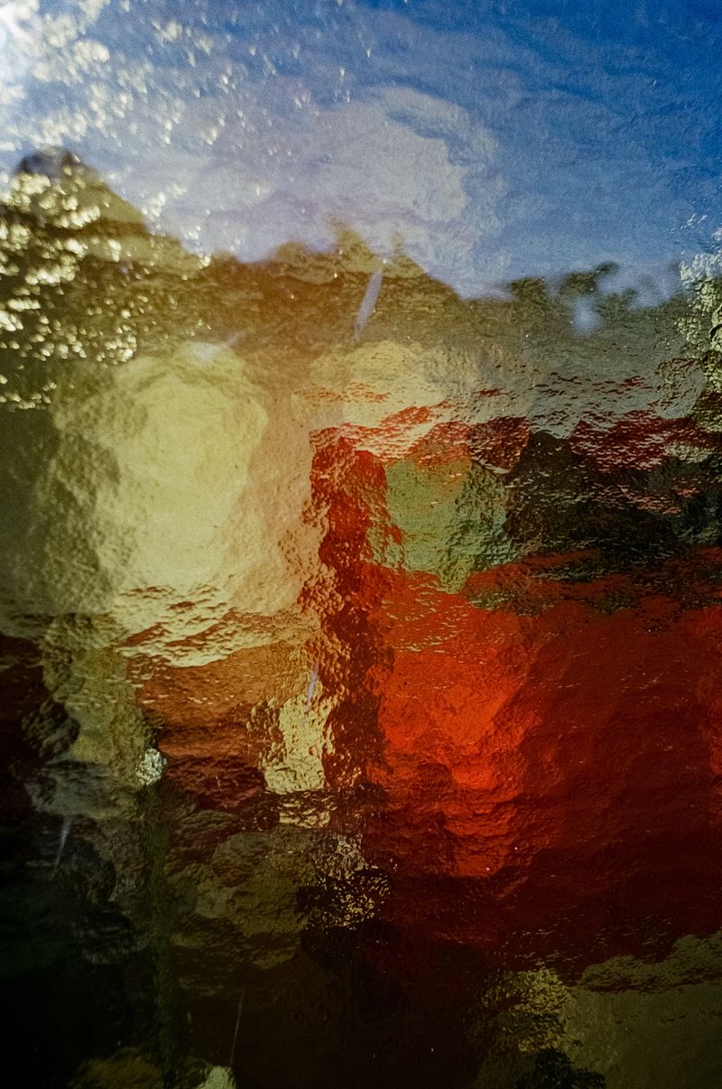 © Zafiro Chiossoni - Image from the 'glass' photography project