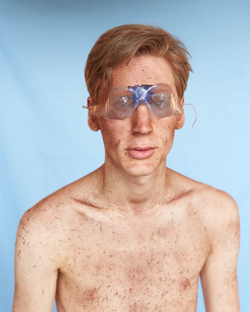 © Alexey Shlyk - Image from the The Appleseed Necklace photography project