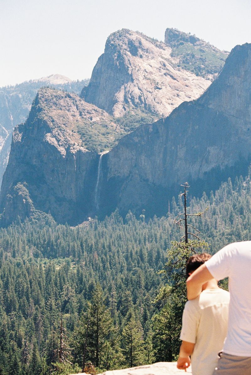 © Lindsey Saunooke - Shoulders - Mountains