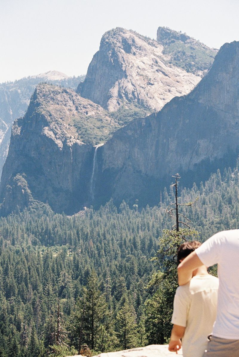 © Lindsey Saunooke - Shoulders - Mountains