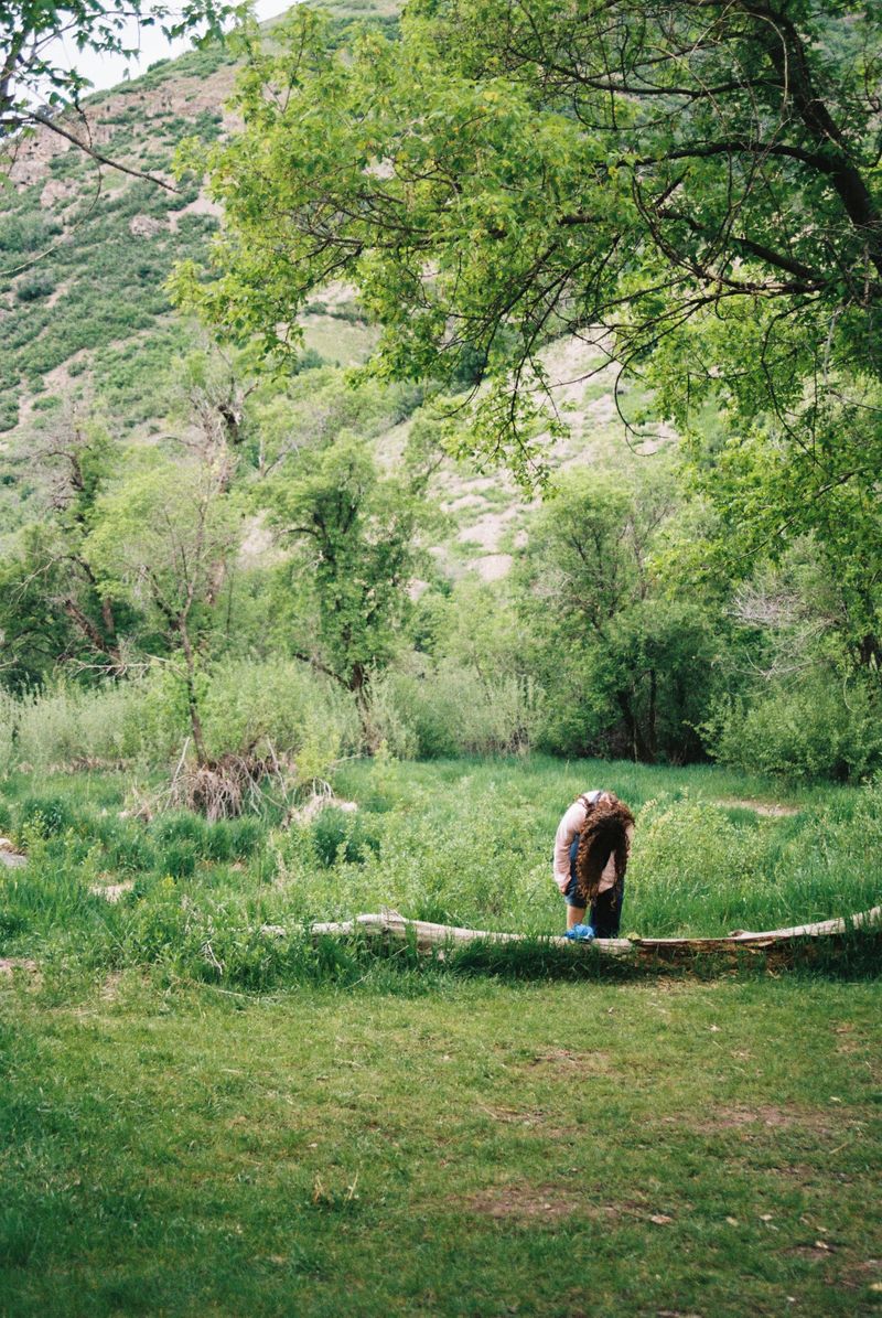 © Lindsey Saunooke - Image from the Stand Still photography project