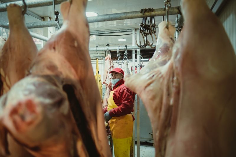 © Felipe Barrera - Image from the Colombian butchers photography project